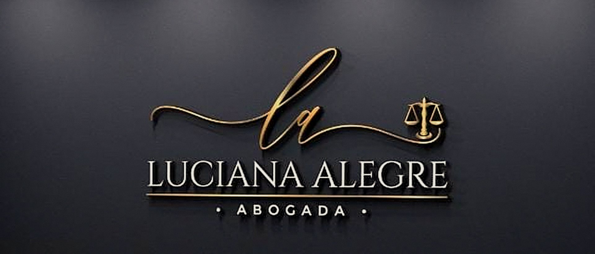 Cartel de Luciana Alegre, abogada